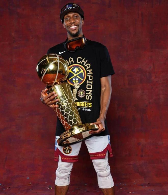 包含丹佛掘金迎欧篮联关键赛，转会期豪取连胜，管理层满意，赛季目标并未改变的词条