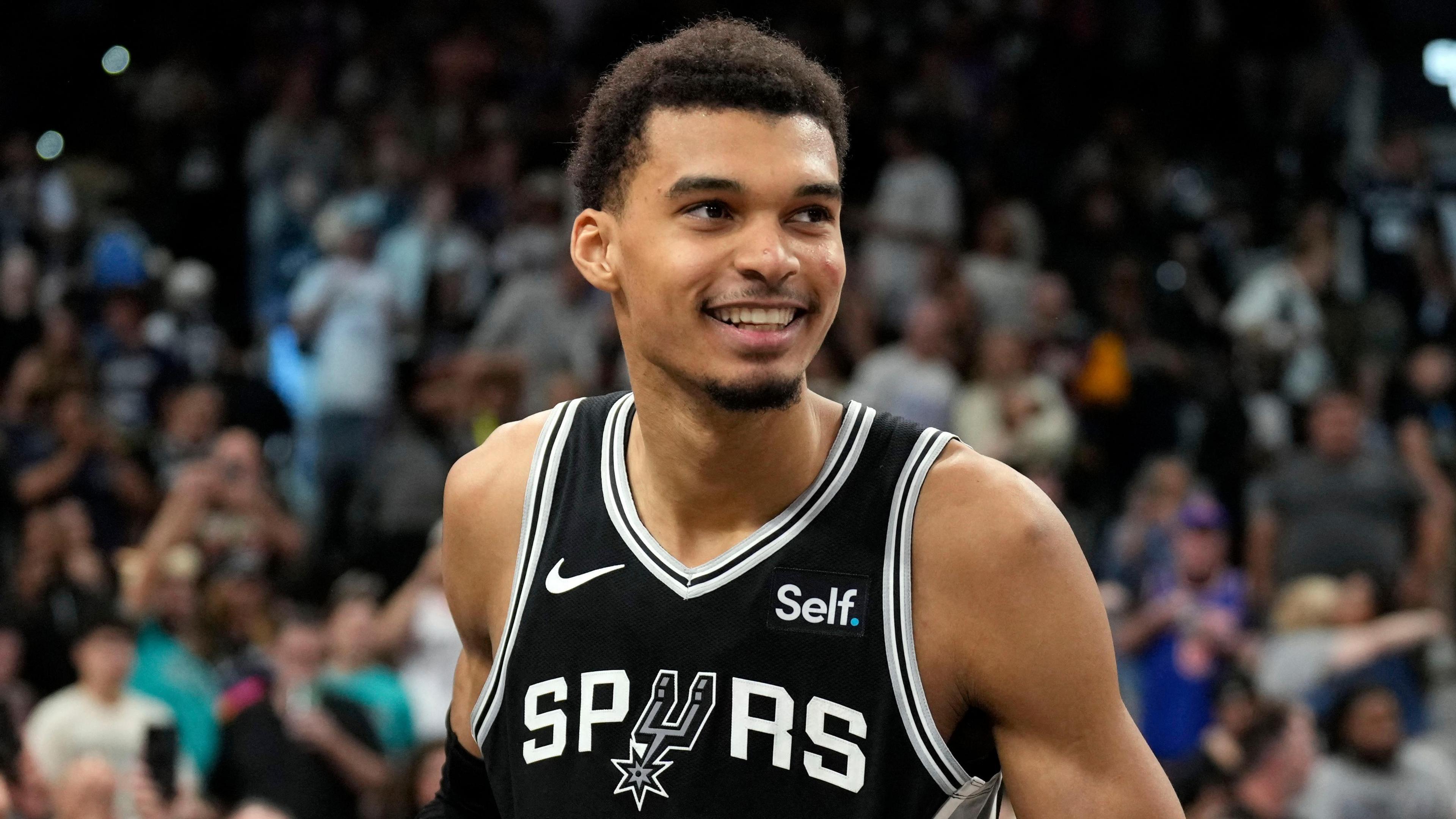 乐鱼app窗口期圣安东尼奥马刺调整名单以备全明星赛阿贾克斯今晨绝杀压哨，连对手都承认：北京国安回应争议备战欧篮联的简单介绍